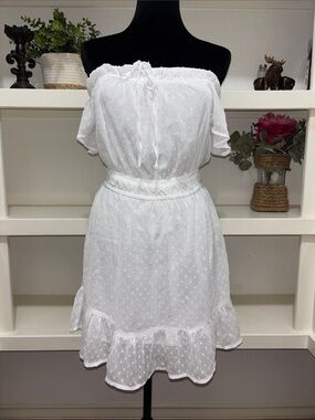 White Off-Shoulder Swiss Dot Mini Dress with Ruffle Hem Size S